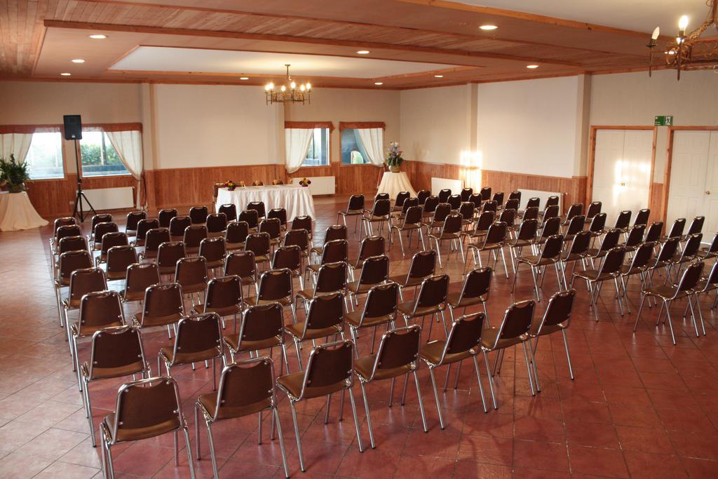 Hotel Borde Lago 푸에르토바라스 외부 사진