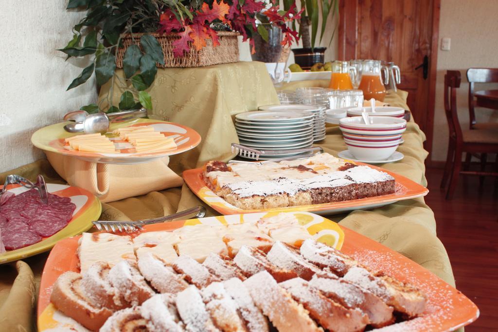 Hotel Borde Lago 푸에르토바라스 외부 사진